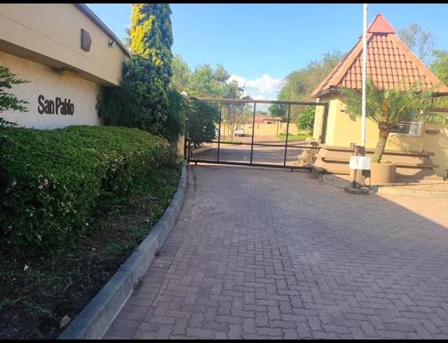 2 BEDROOM APARTMENT FOR SALE IN VORNA VALLEY